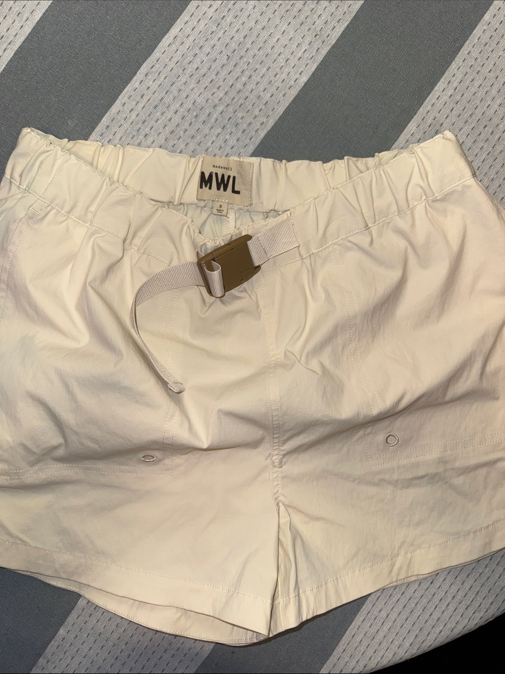 Madewell Women's Cream Elastic Waist Shorts with Belt